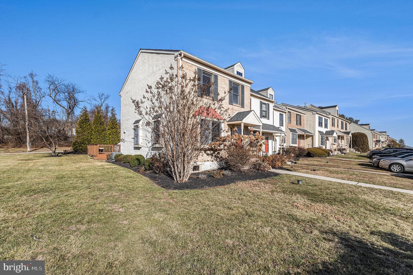392 Scola Road photo 4