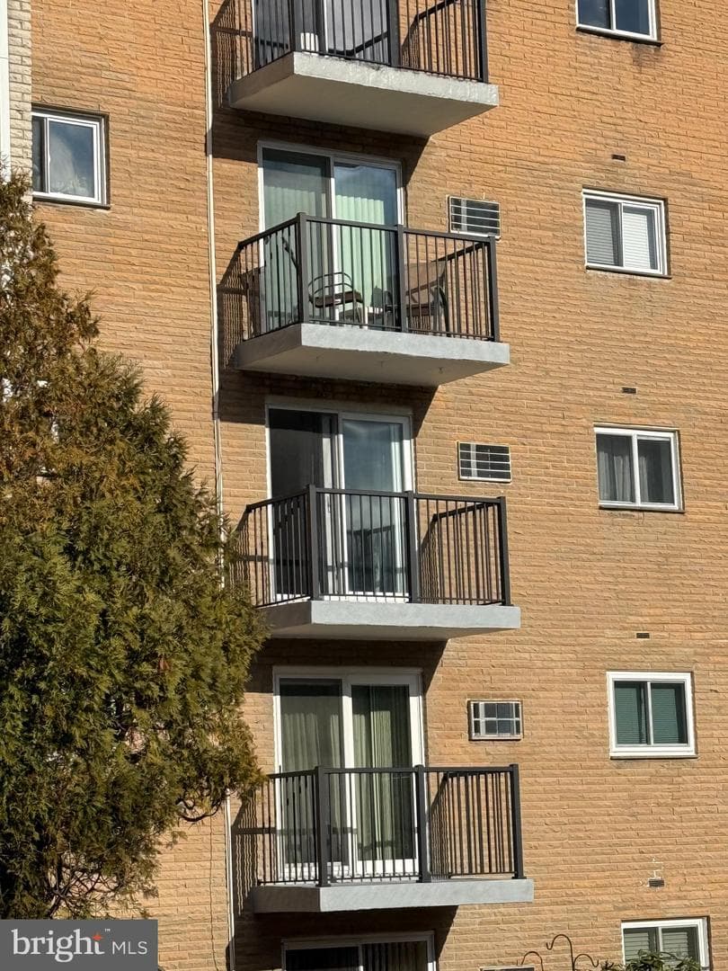 3421 W Chester Pike #c36-2br photo 2