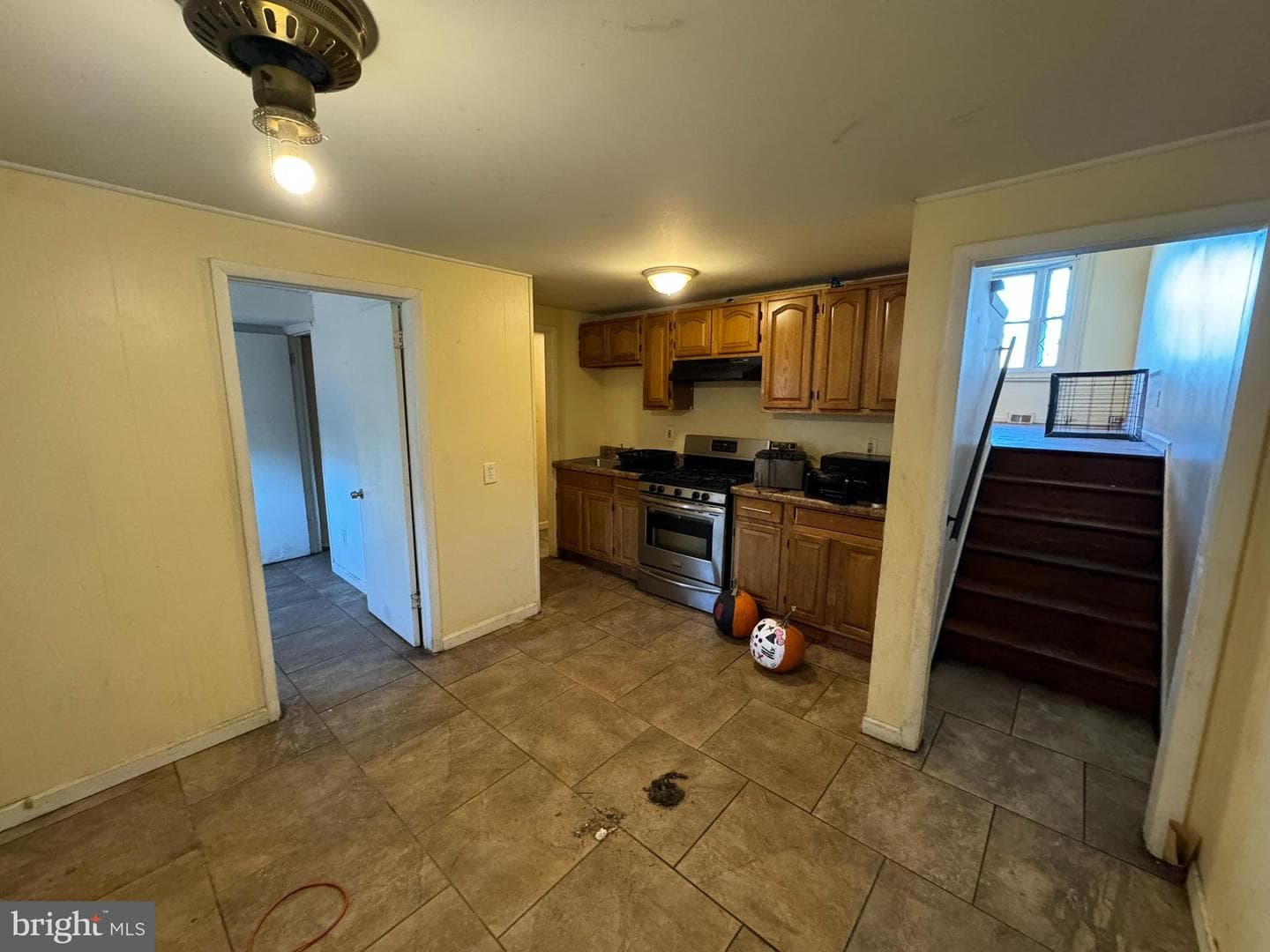 1532 Summit Street photo 19