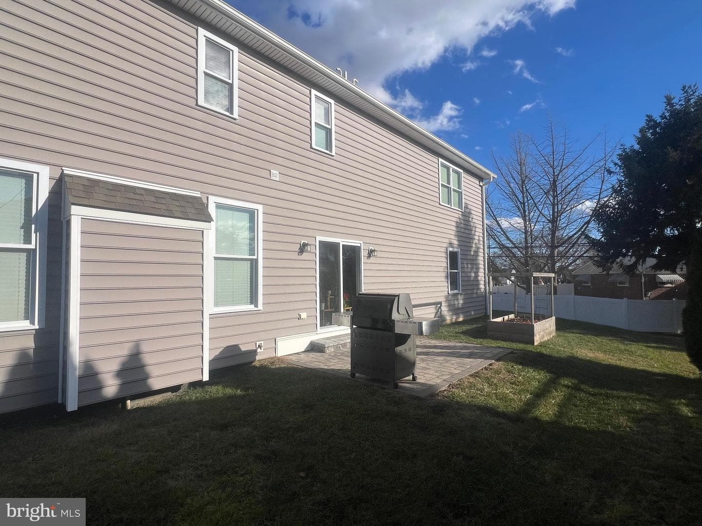 201 Vinsmith Avenue photo 39