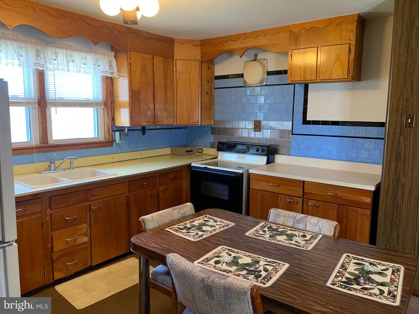3610 Williamson Avenue photo 19