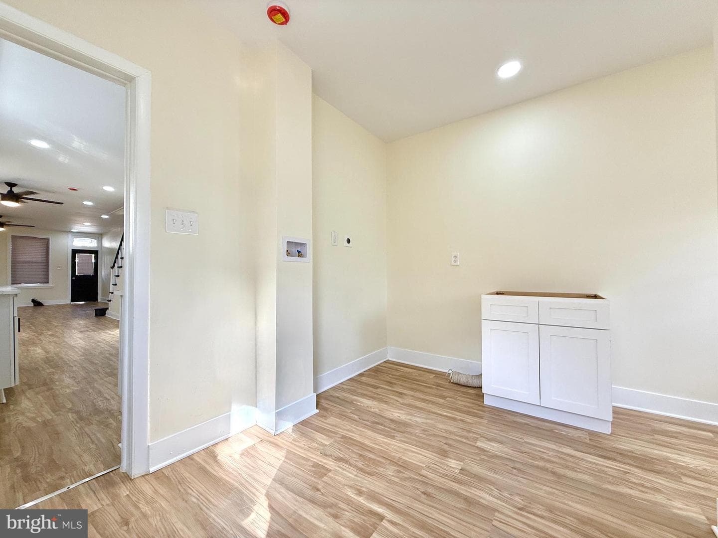 2913 W 6th Street photo 13