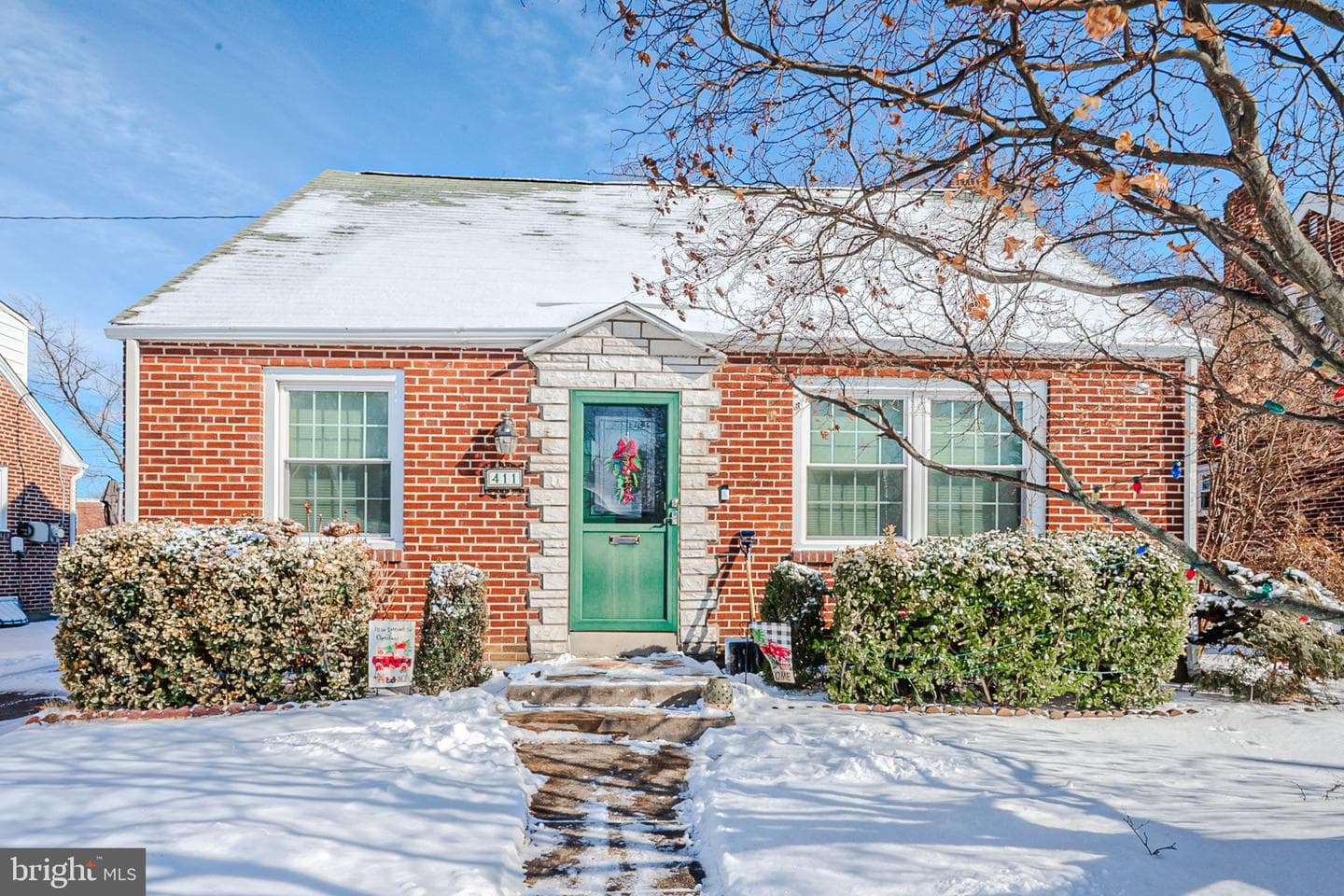411 Perry Street photo 2
