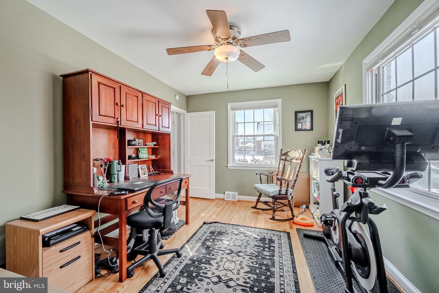 411 Perry Street photo 21
