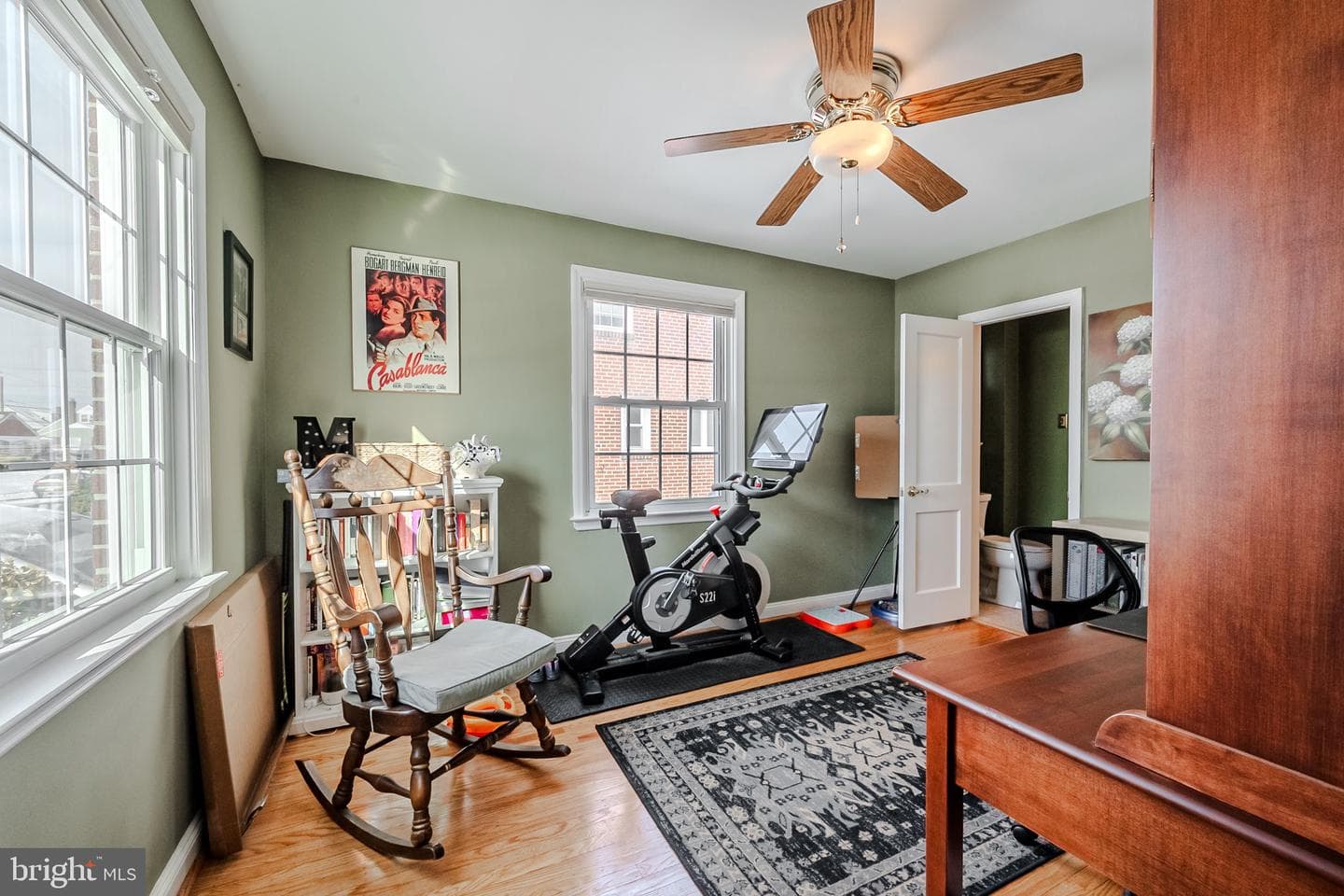 411 Perry Street photo 23