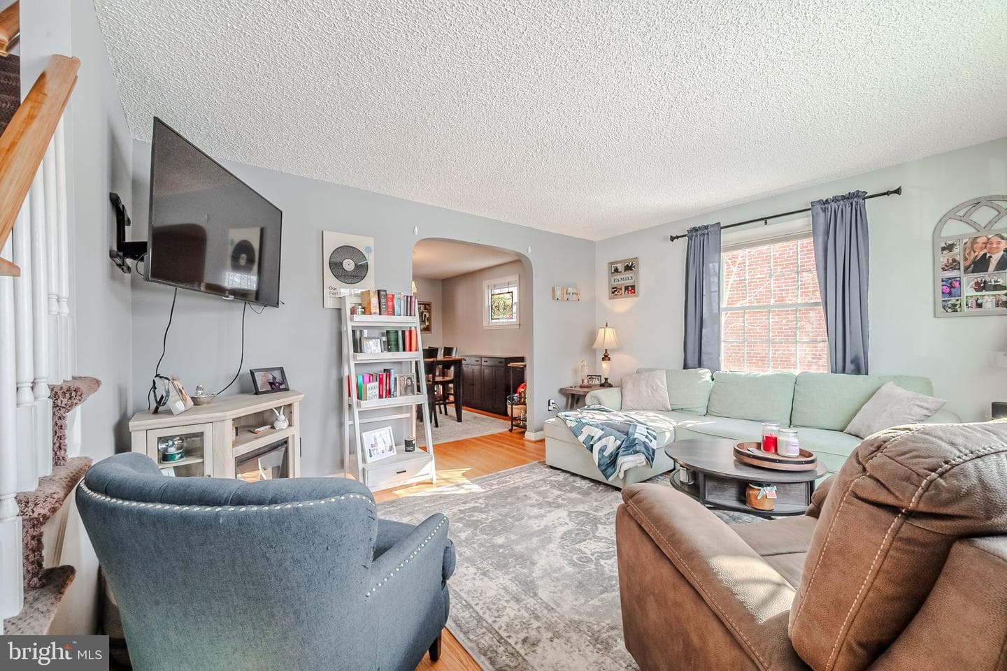 411 Perry Street photo 6