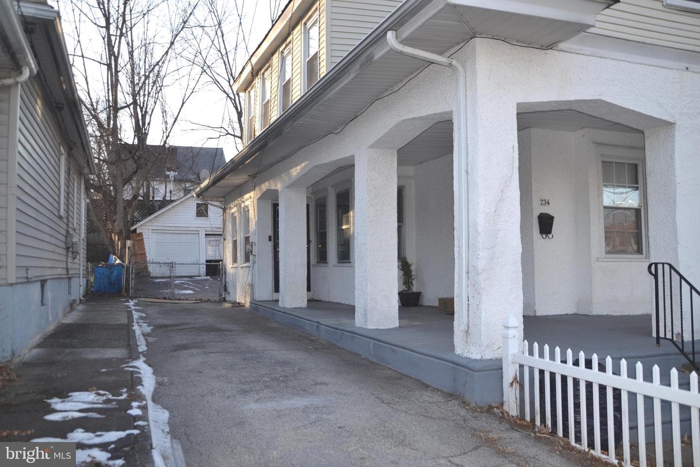 234 Lewis Avenue photo 3
