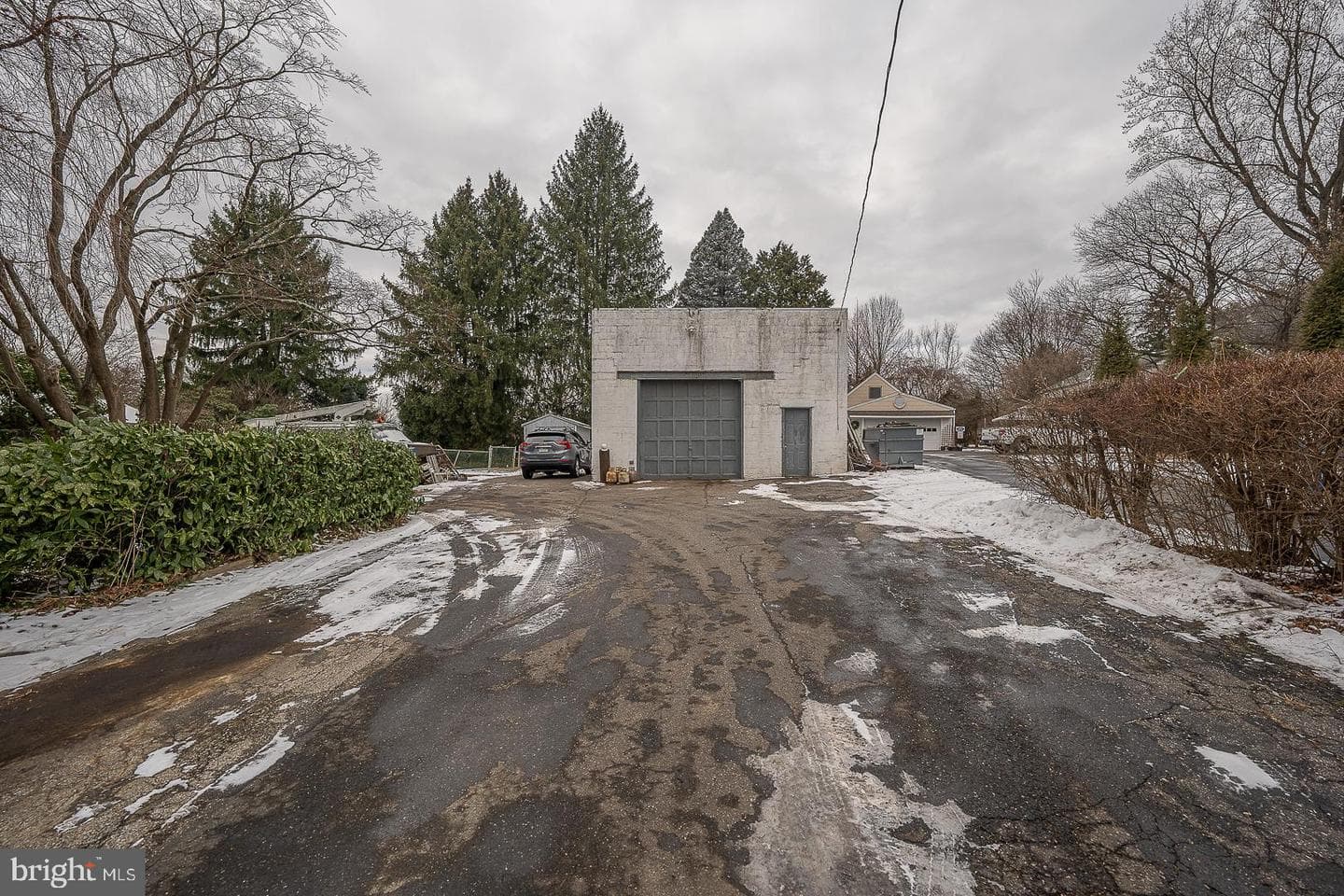 111 Bishop Hollow Road photo 51