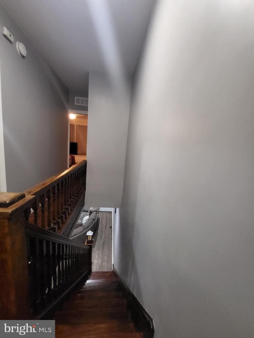 2015 W 9th Street photo 36