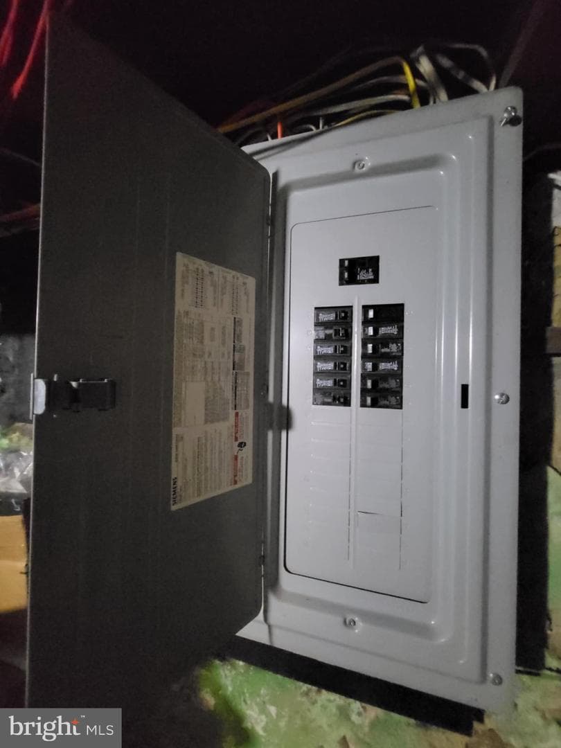 2015 W 9th Street photo 41