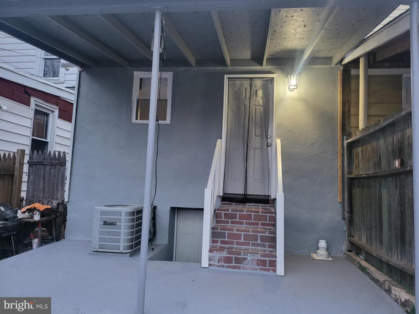 2015 W 9th Street photo 44