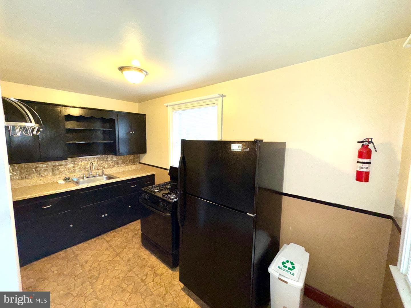 48 King Avenue photo 7