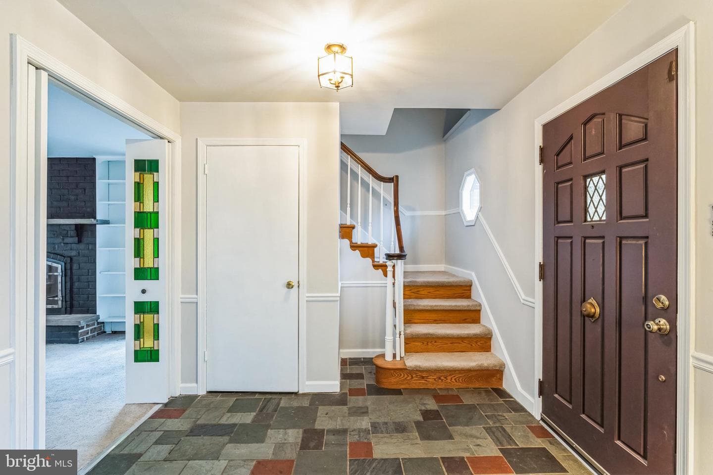 212 Ashurst Avenue photo 2