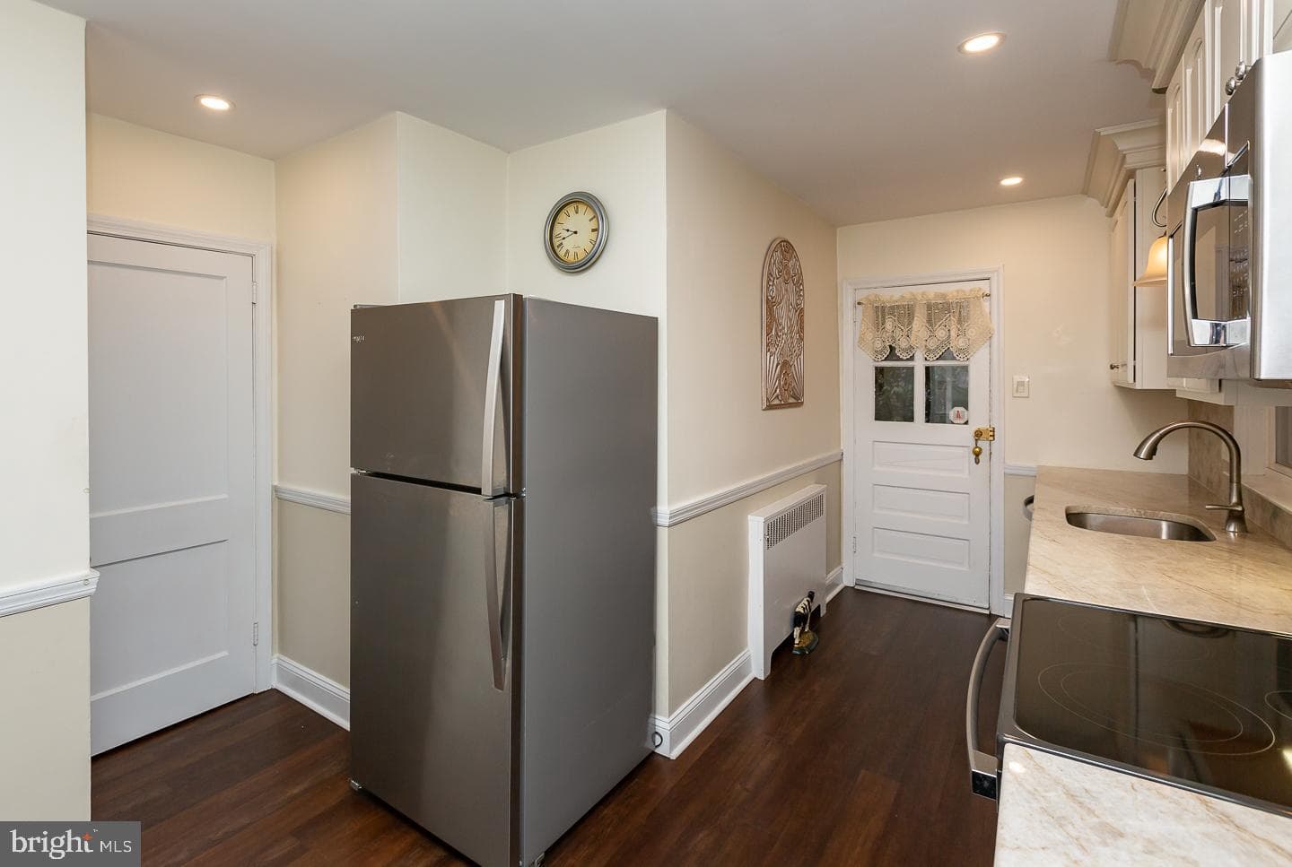 1556 Burmont Road photo 20