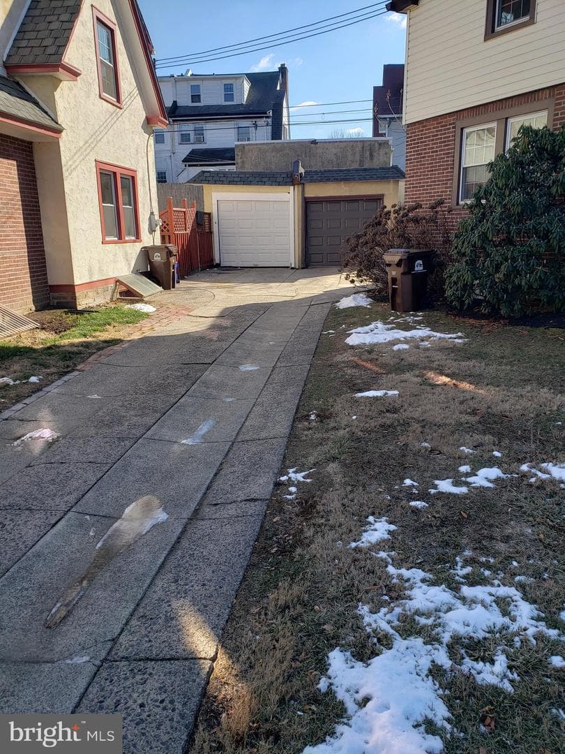 120 Walsh Road photo 2