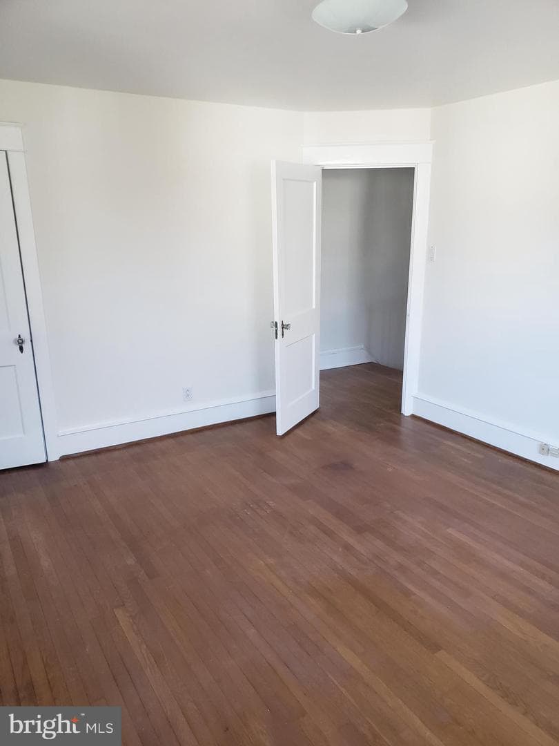 120 Walsh Road photo 25