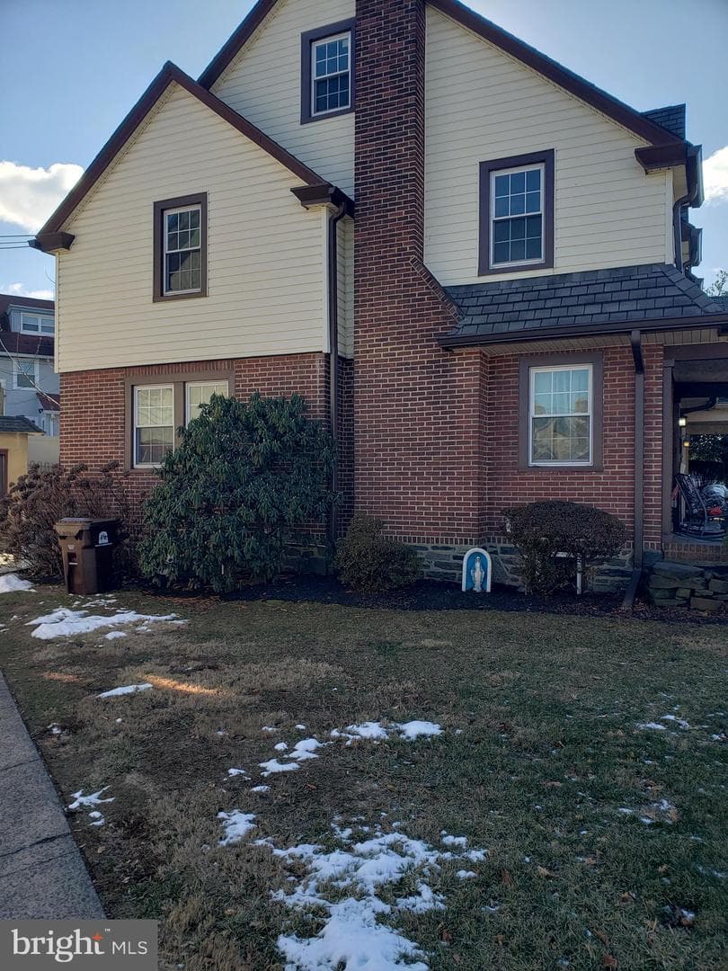 120 Walsh Road photo 3
