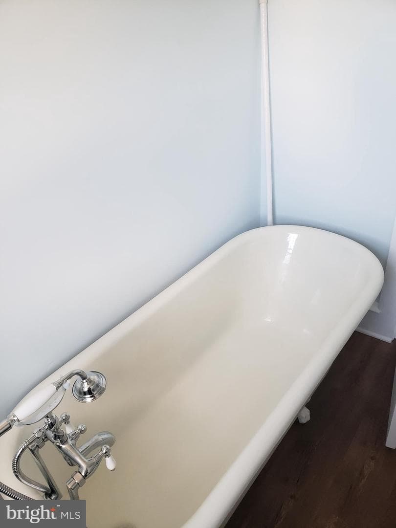 120 Walsh Road photo 31