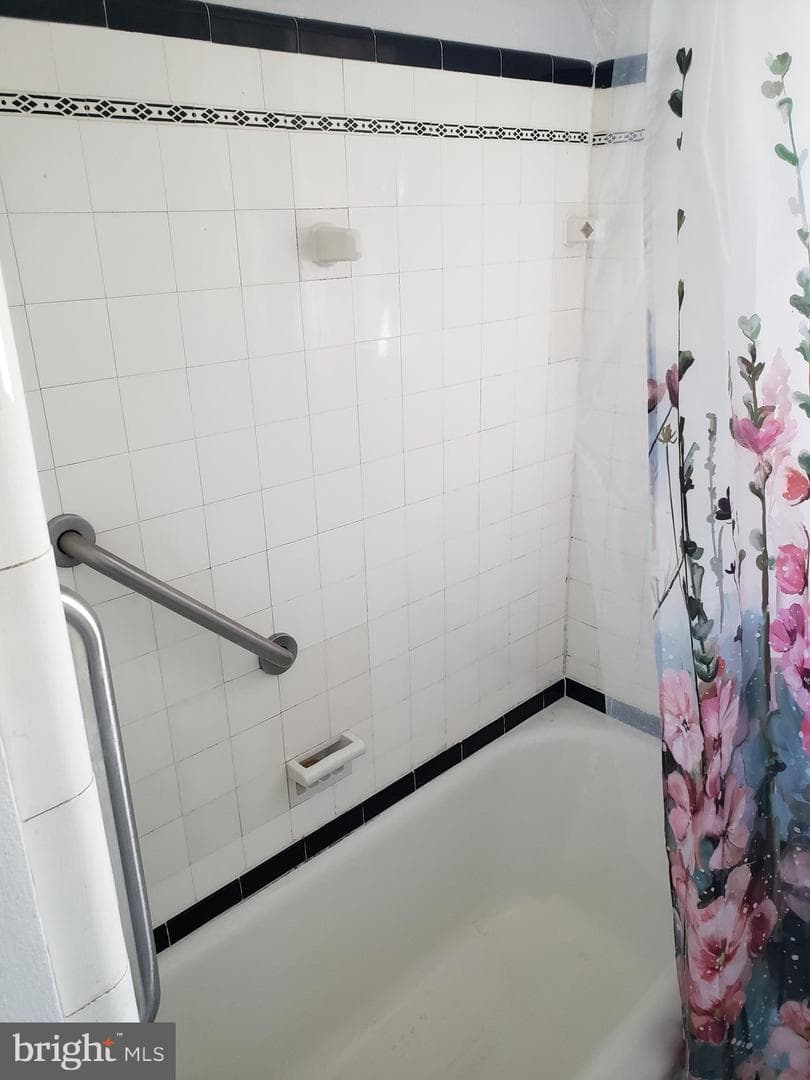 120 Walsh Road photo 35