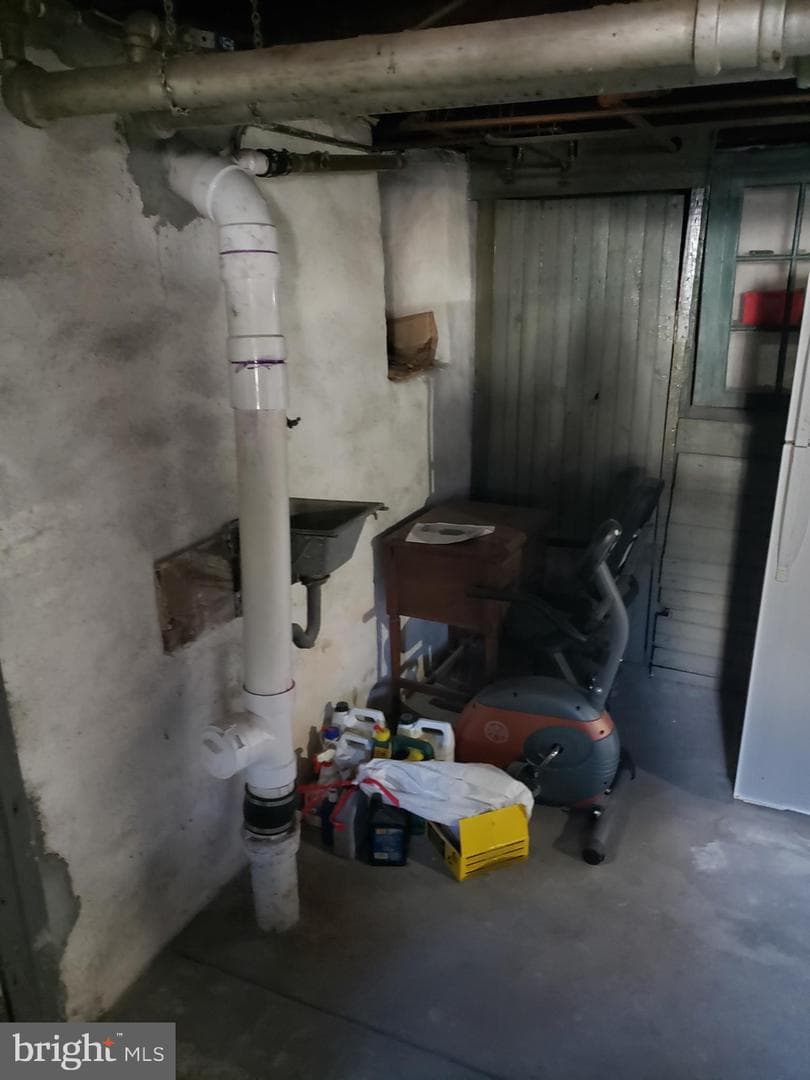 120 Walsh Road photo 41