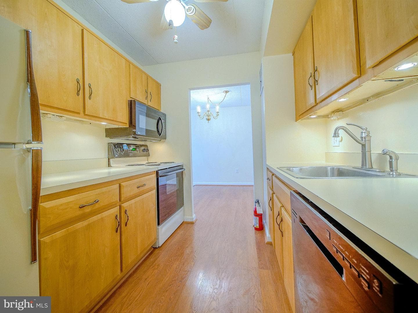 700 Avondale Road #3j photo 14