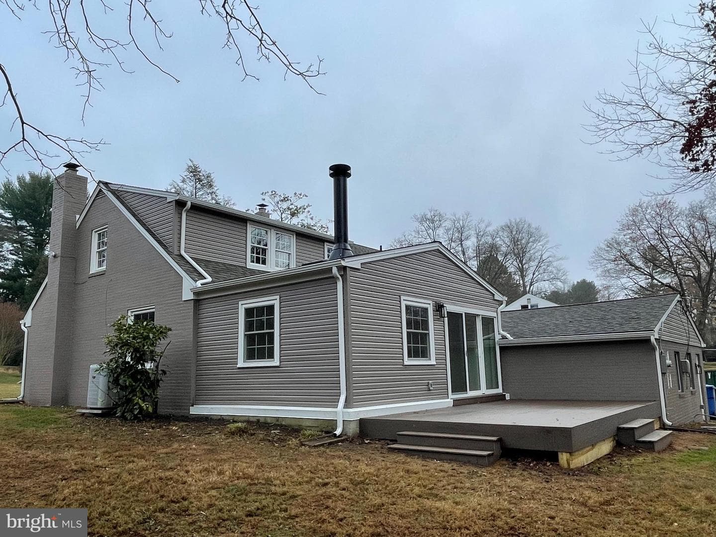 212 Grandview Road photo 4