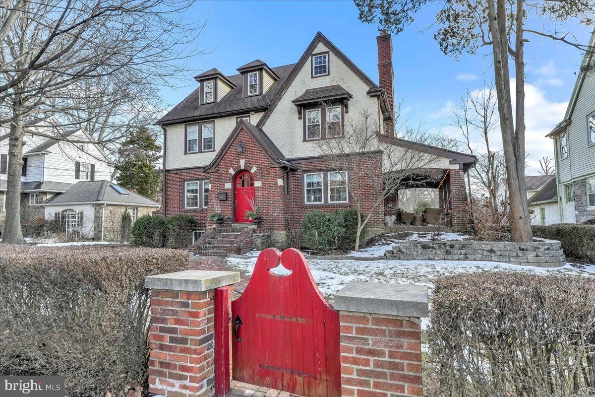 627 Ardmore Avenue photo 45