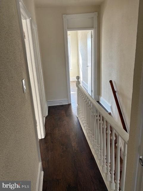 758 Saville Avenue photo 7