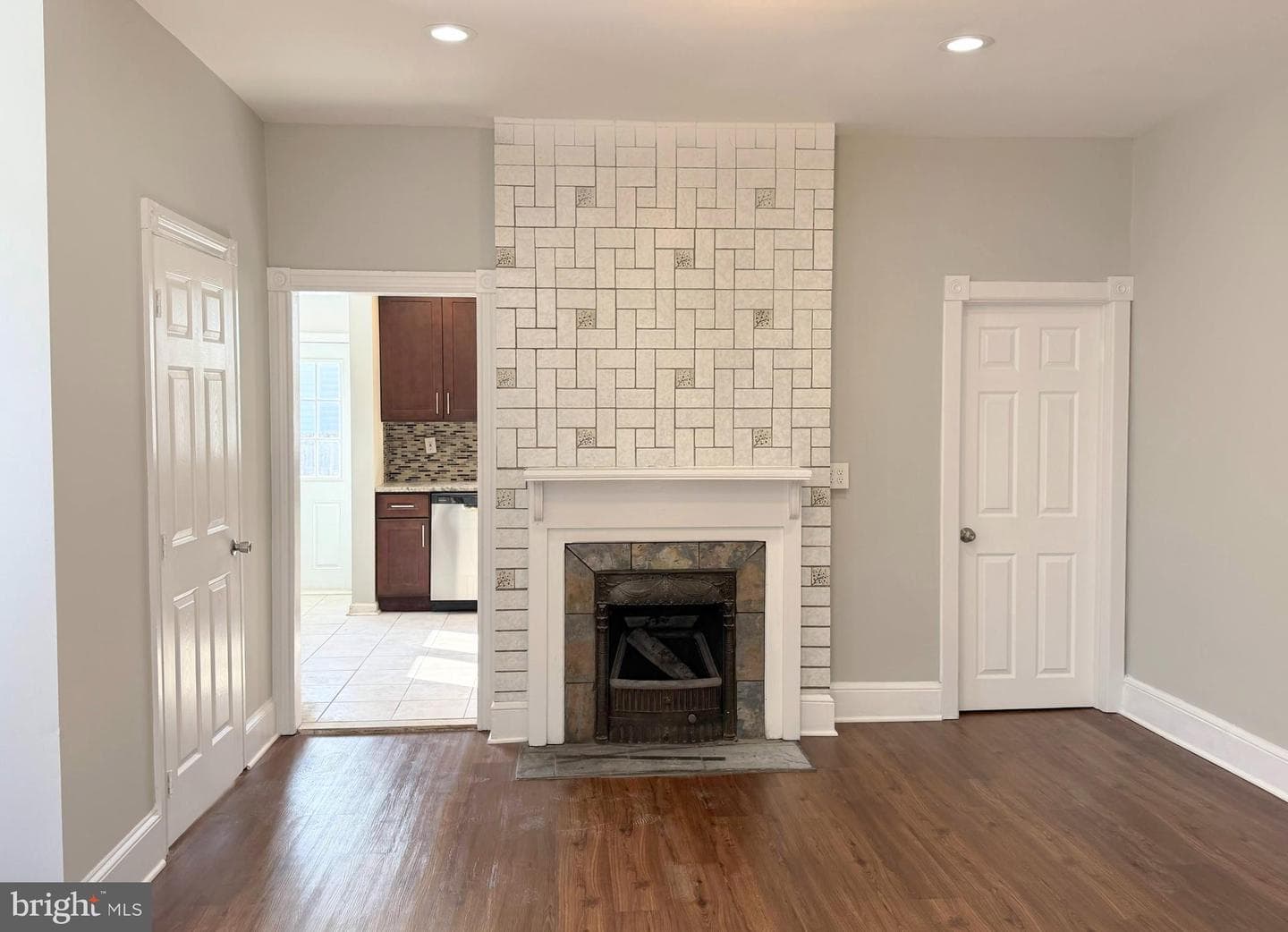 406 Collingdale Avenue photo 6