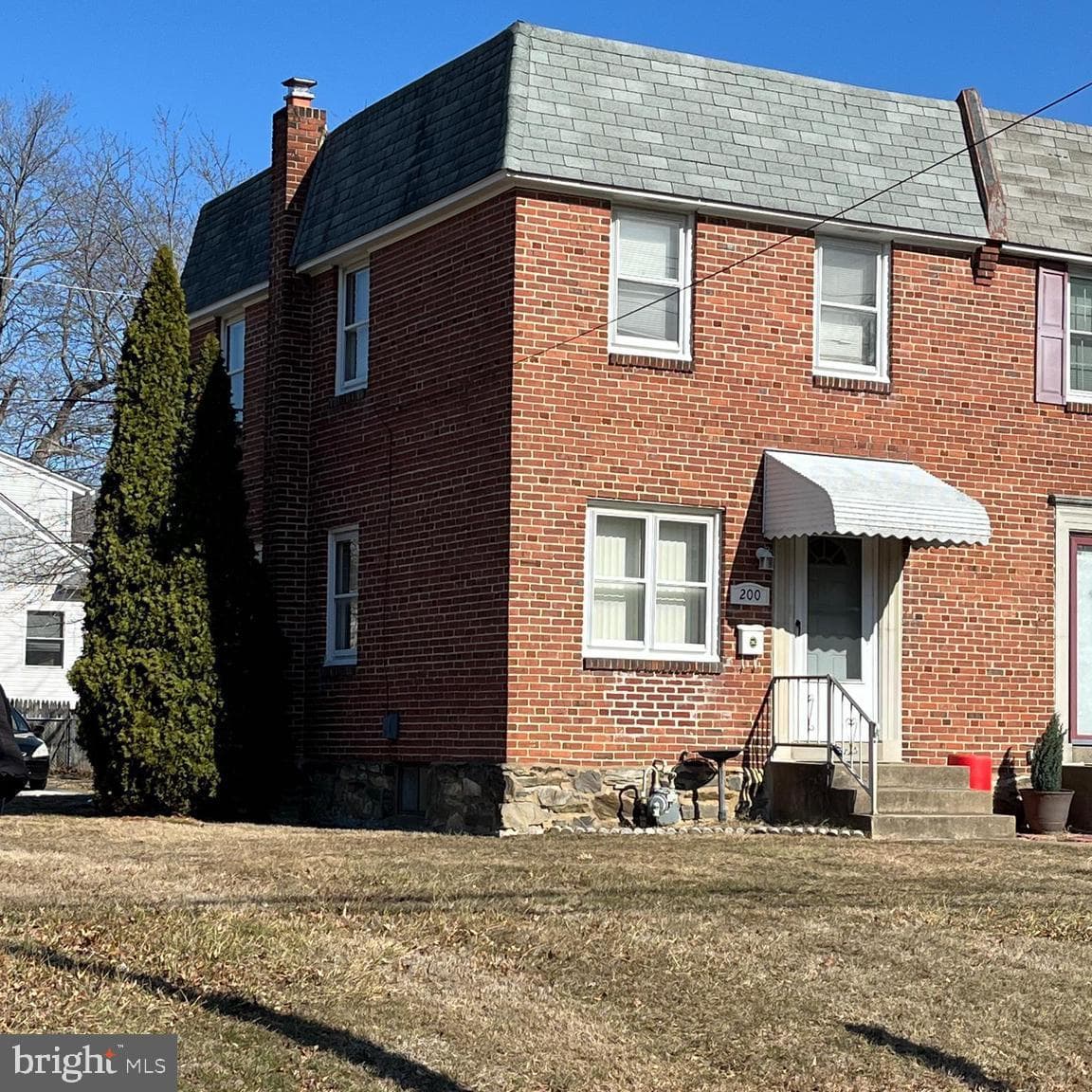 200 W Sylvan Avenue photo 1