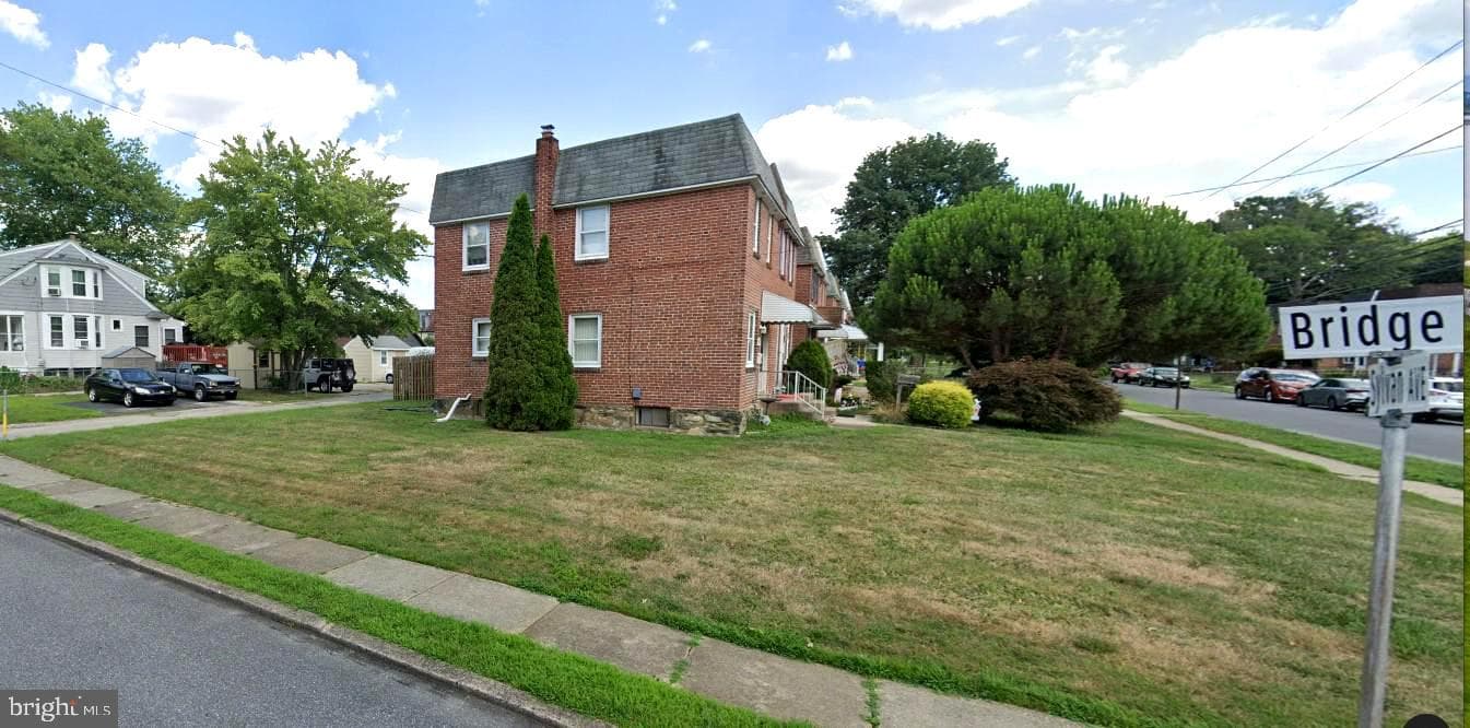 200 W Sylvan Avenue photo 38