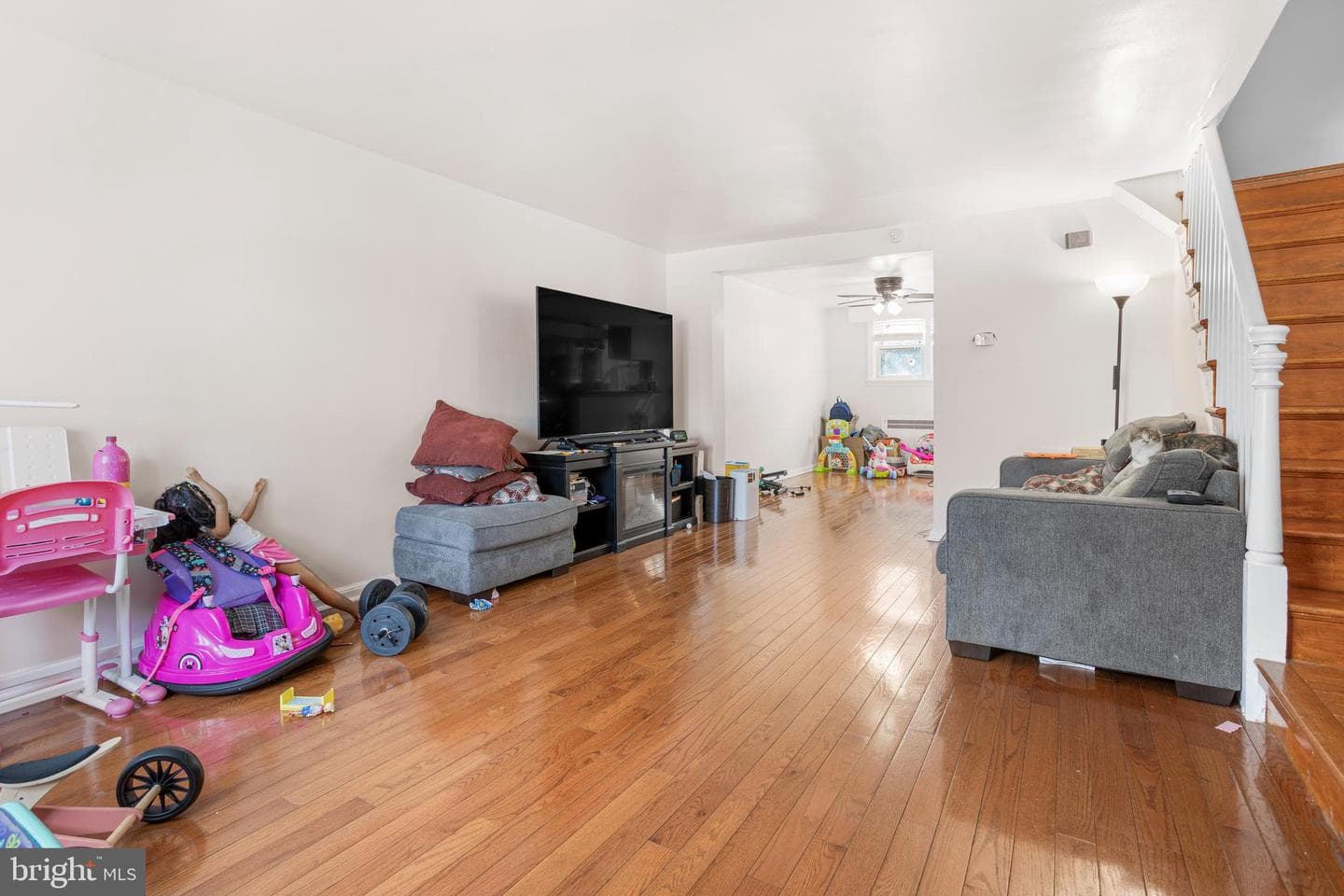 324 Copley Road photo 2