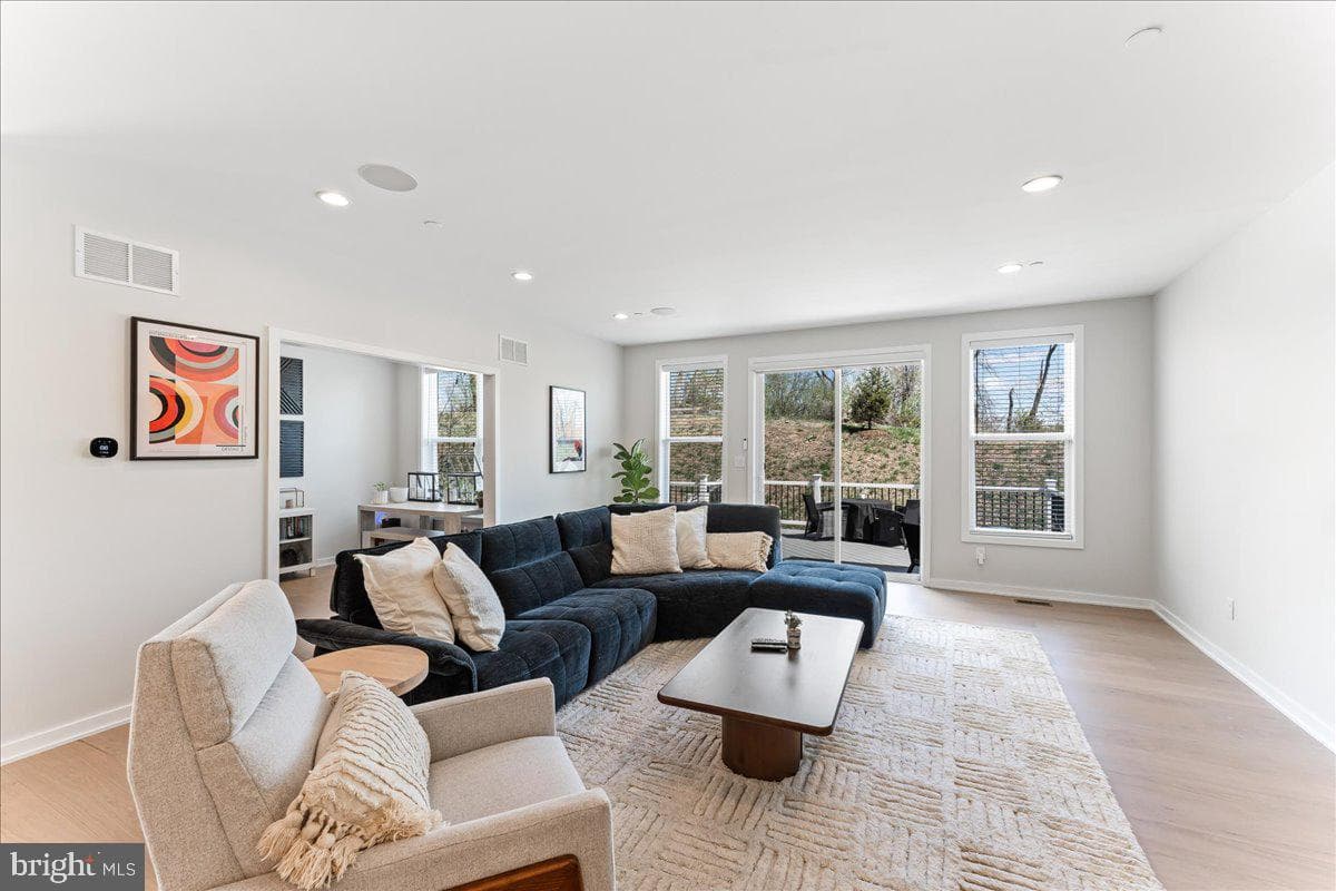 722 Switchman Road photo 10