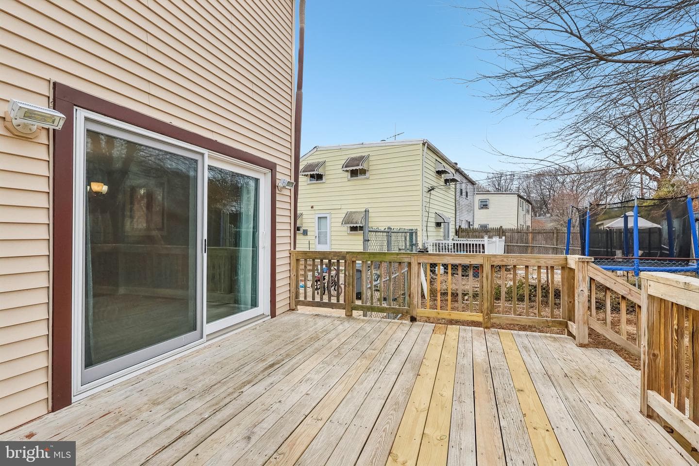 552 E Winona Avenue photo 41