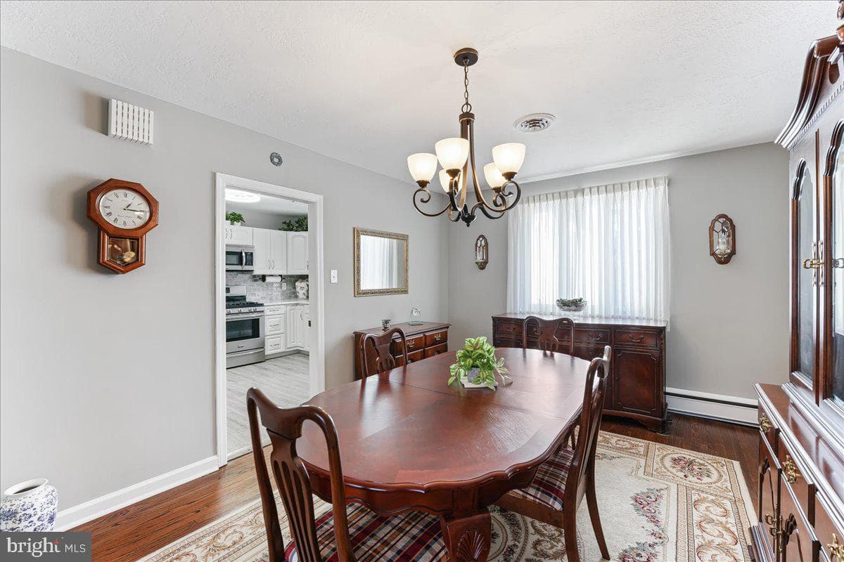 2170 Thomas Avenue photo 10