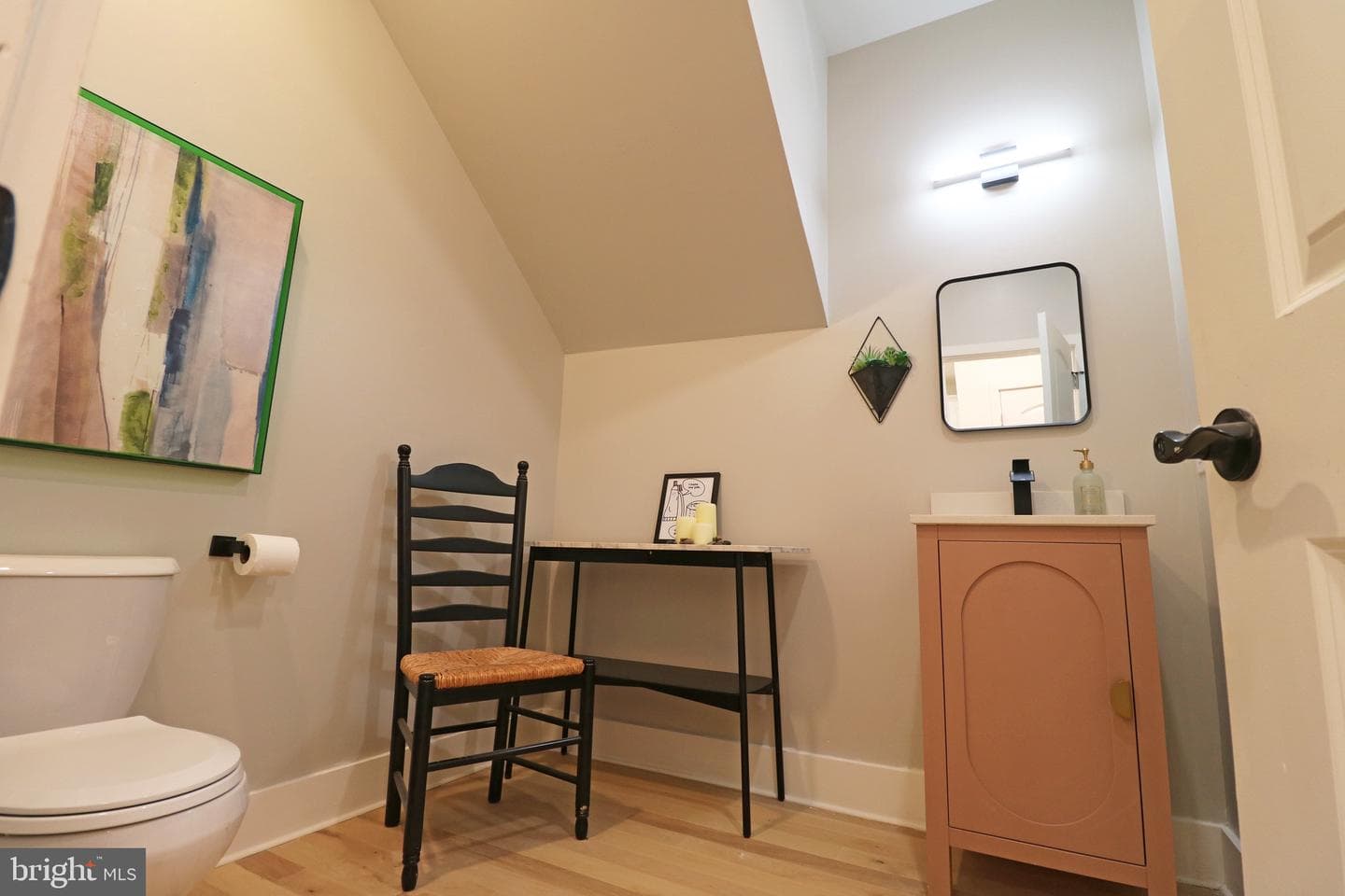 2366 Thomas Avenue photo 40