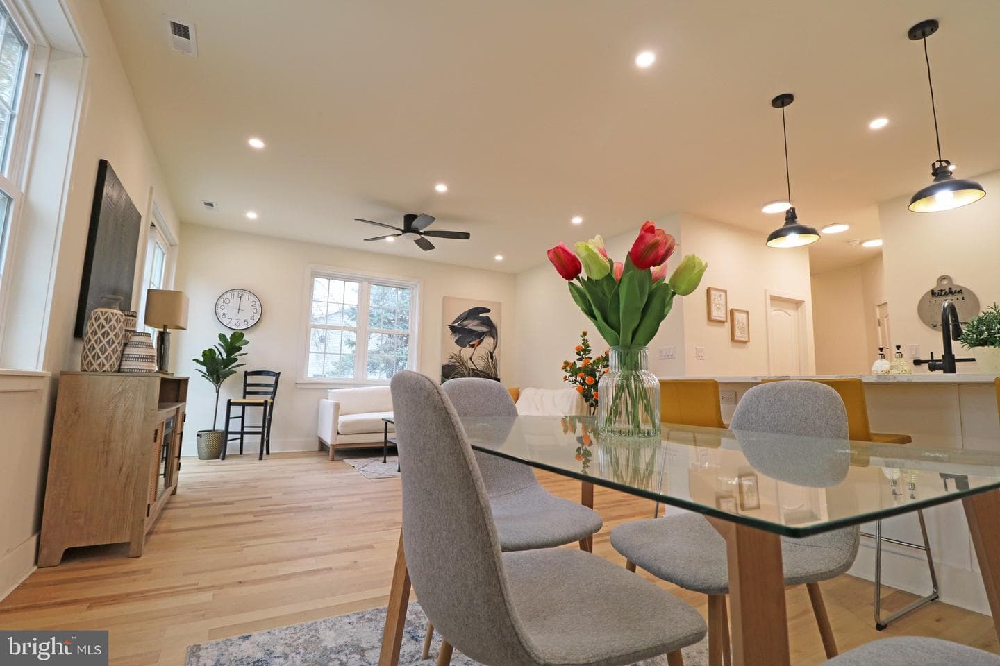 2366 Thomas Avenue photo 55
