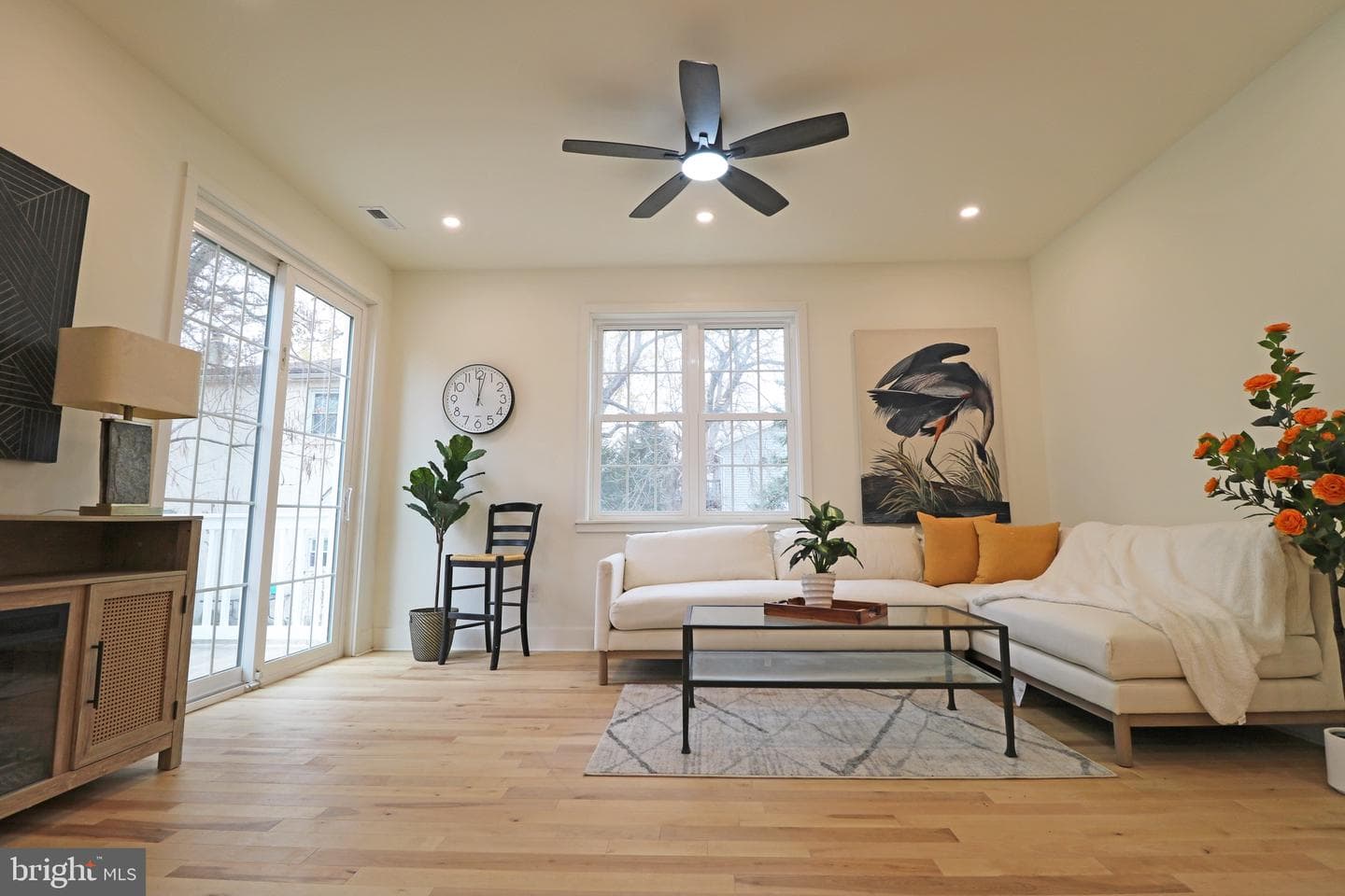 2366 Thomas Avenue photo 60