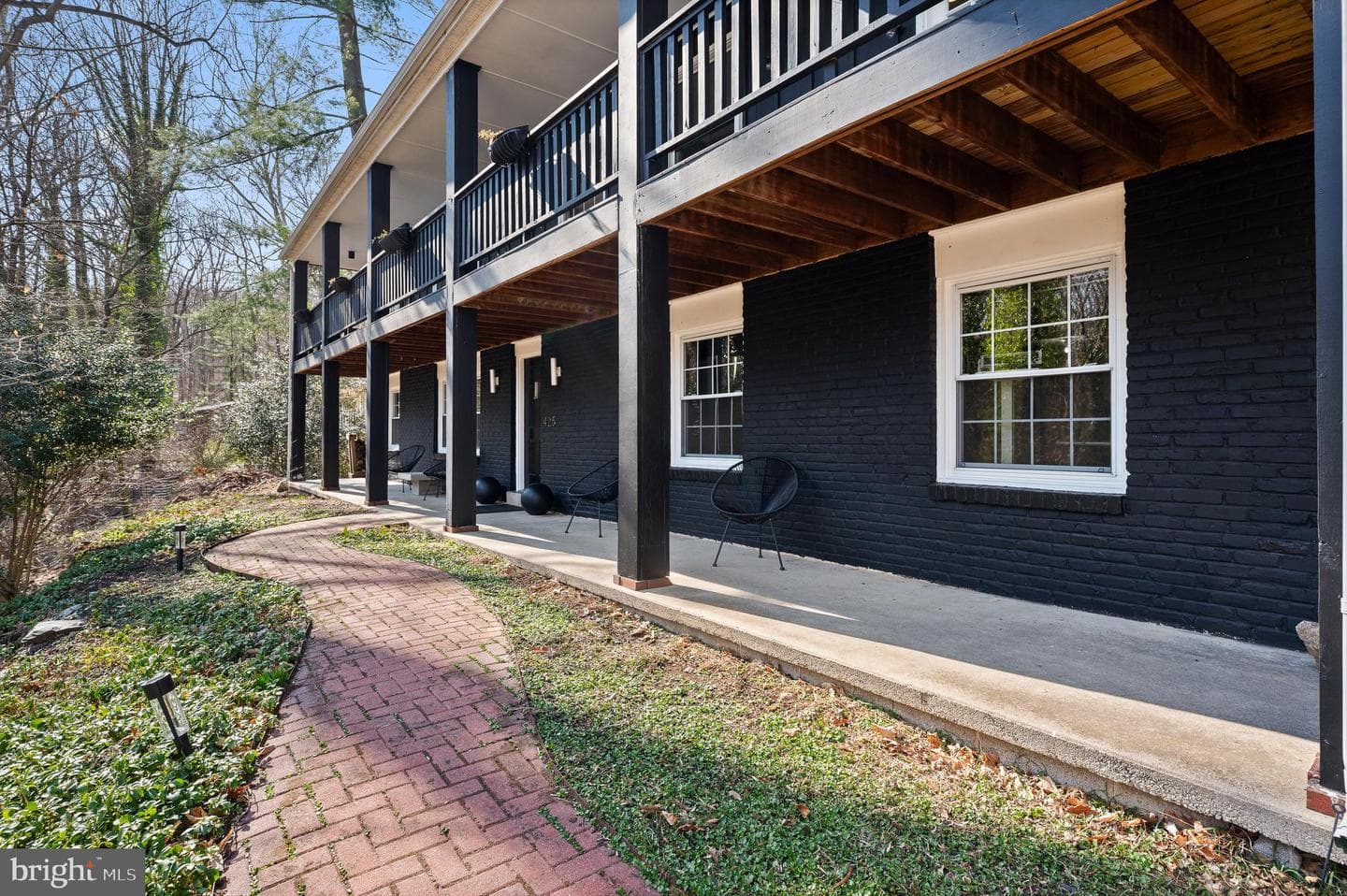 425 Oak Valley Road photo 2