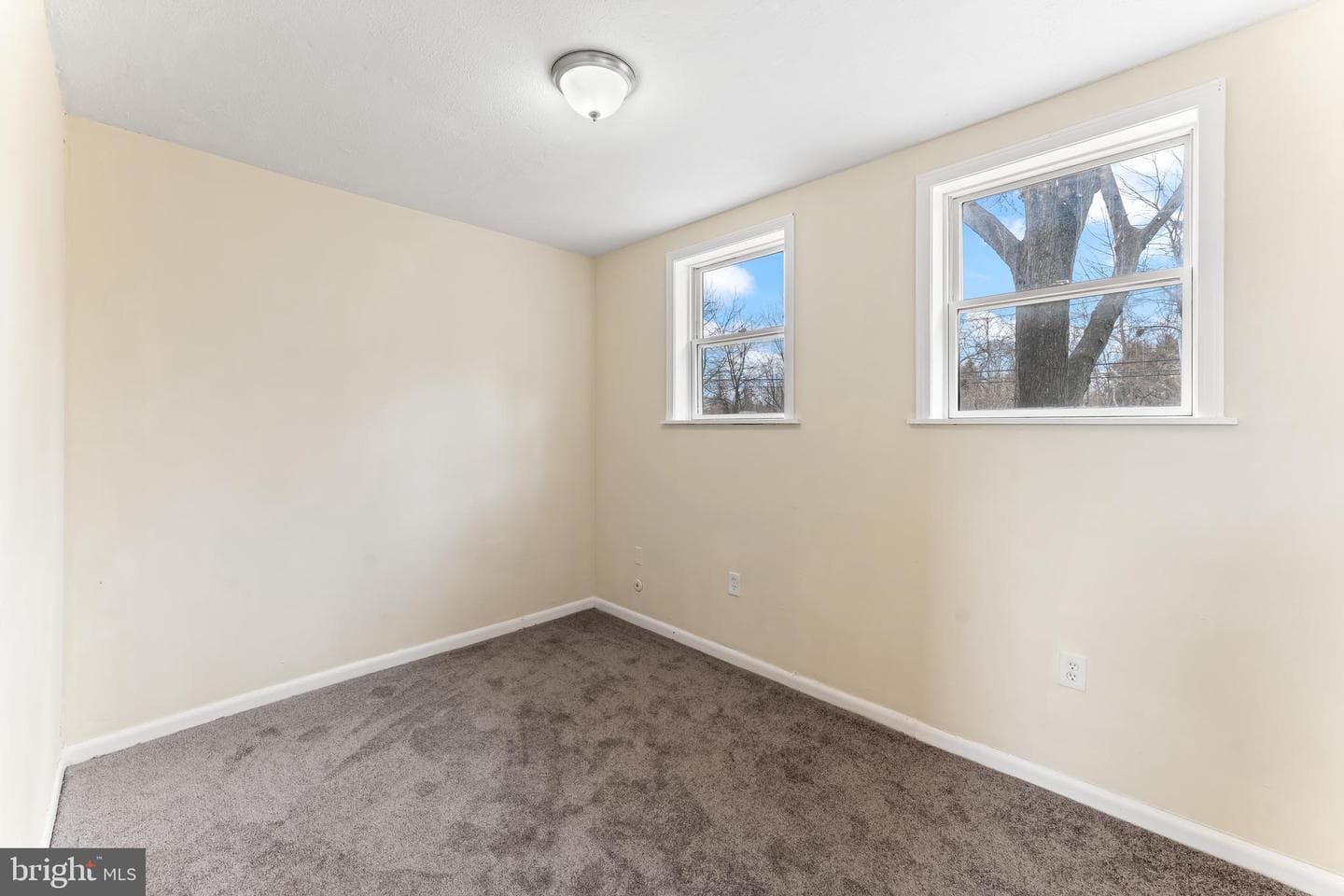 1130 Sterling Avenue photo 9