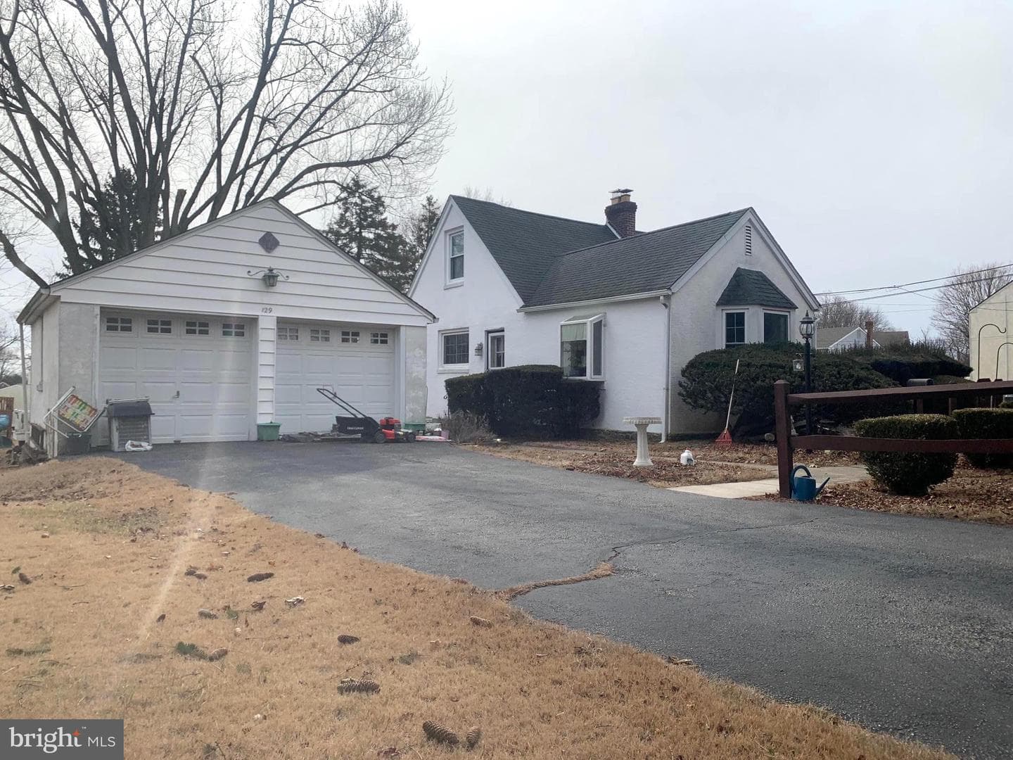 129 Eagle Road photo 1