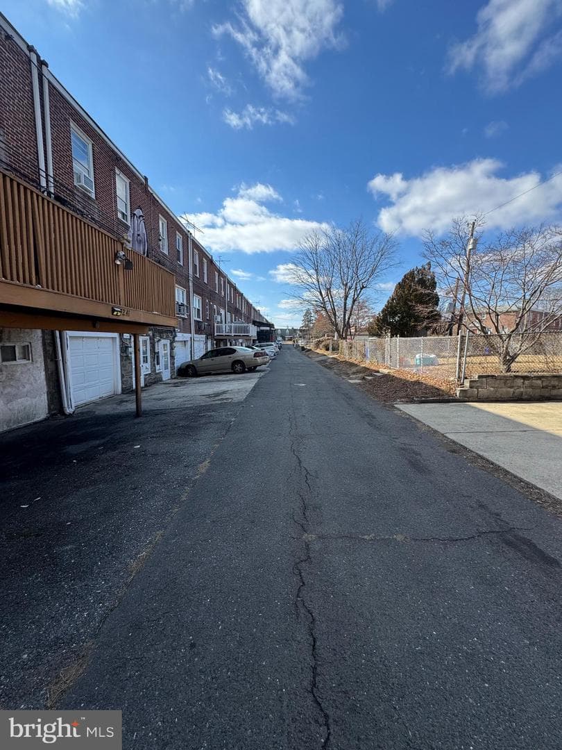 7239 Bradford Road photo 4