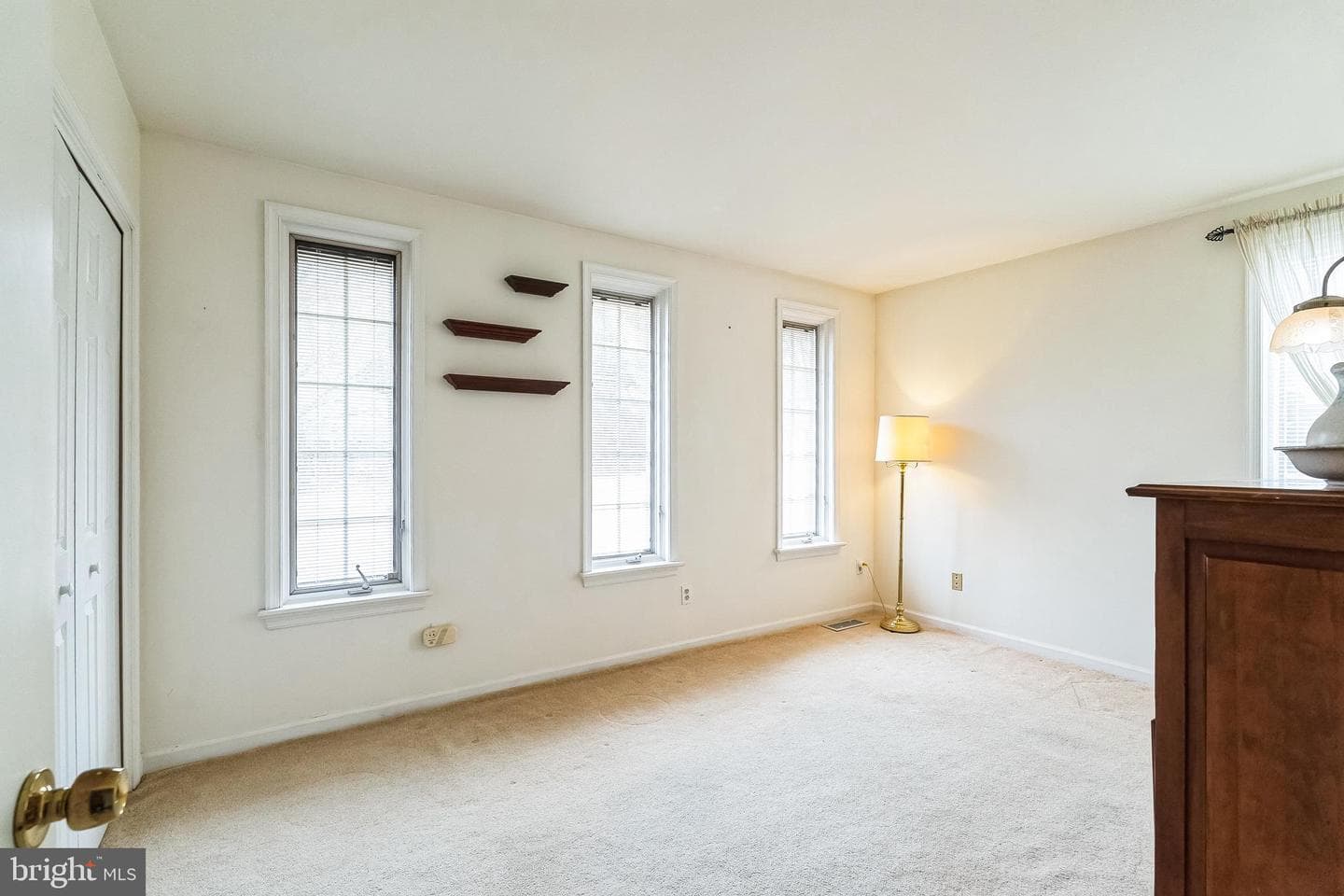 116 Locust Street photo 24