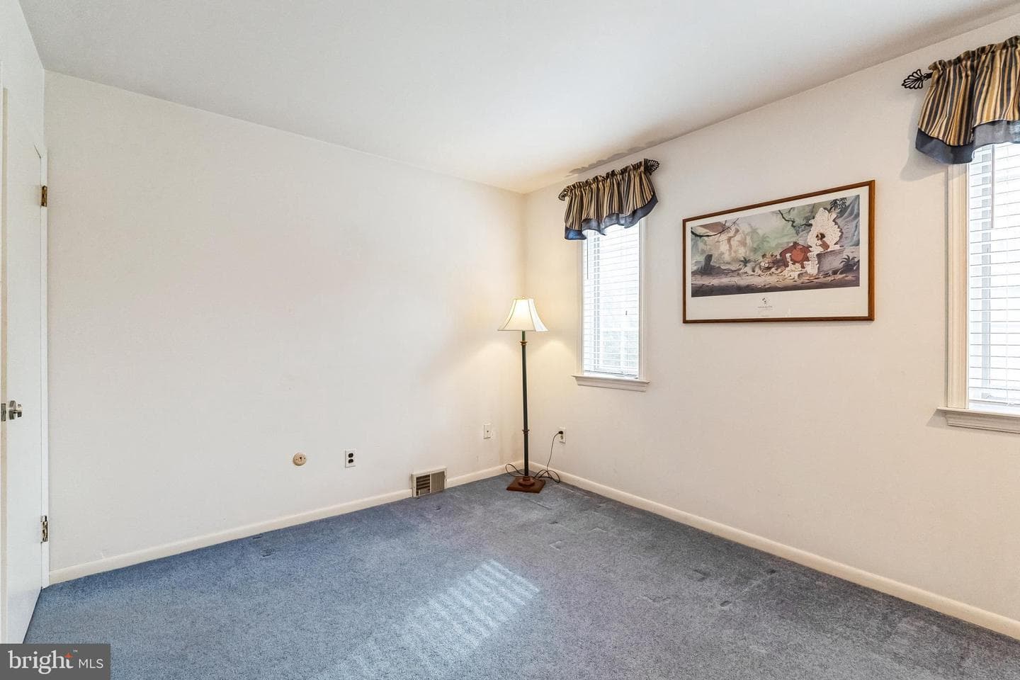 116 Locust Street photo 27