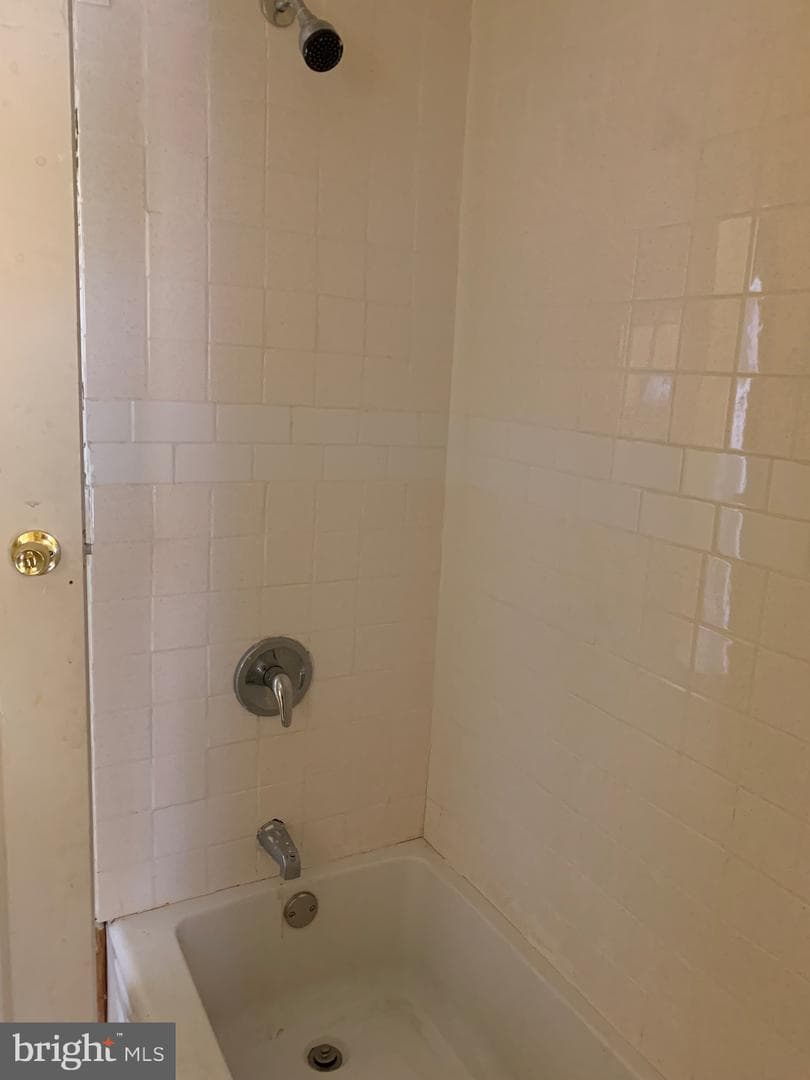 321 Highland Avenue photo 35