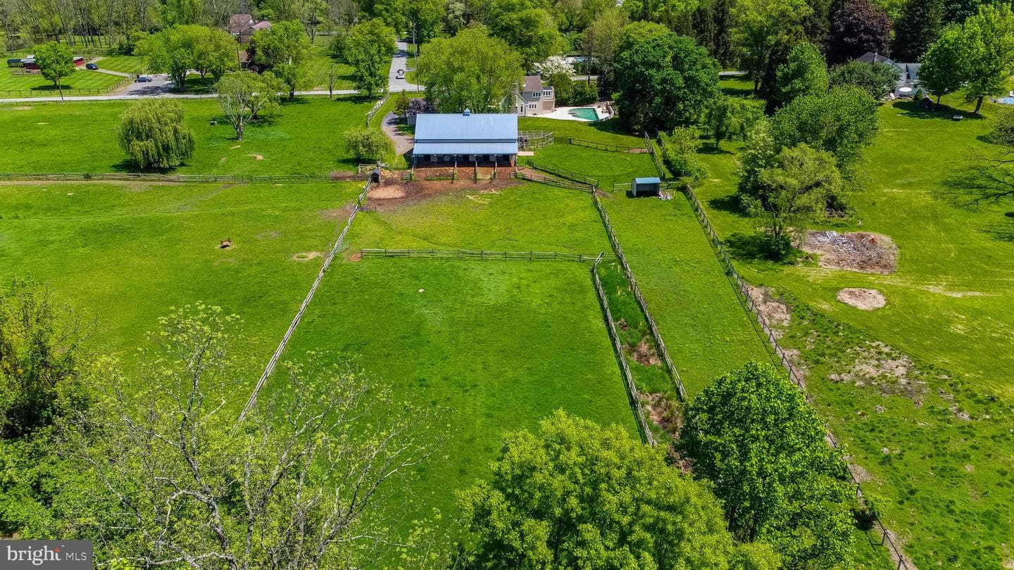 2056 Pony Trail Drive photo 60