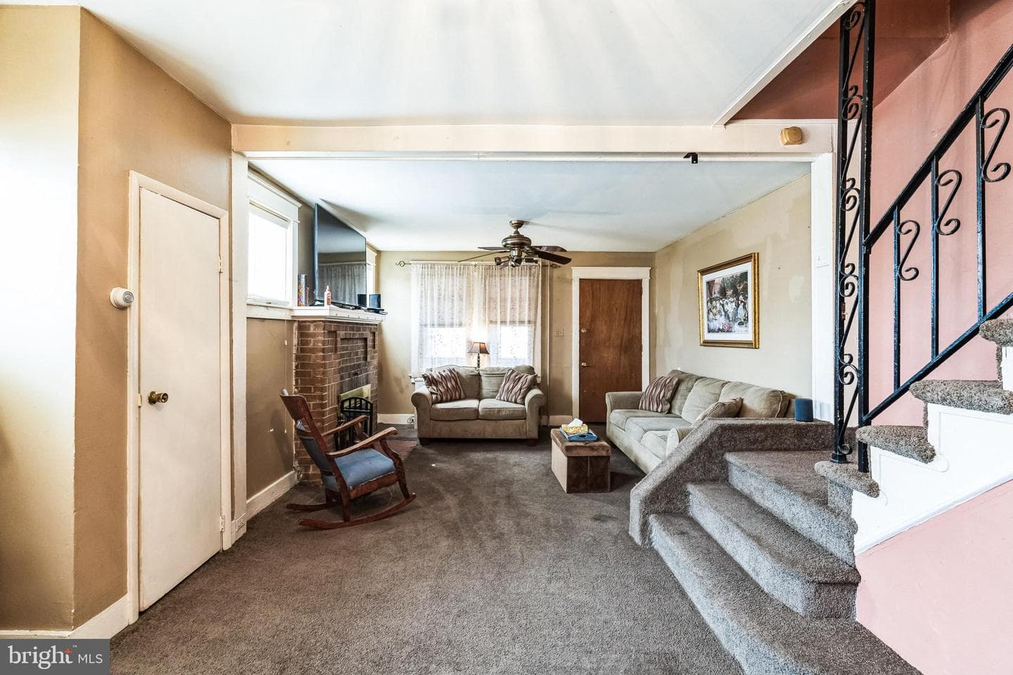 1101 Lawrence Avenue photo 11