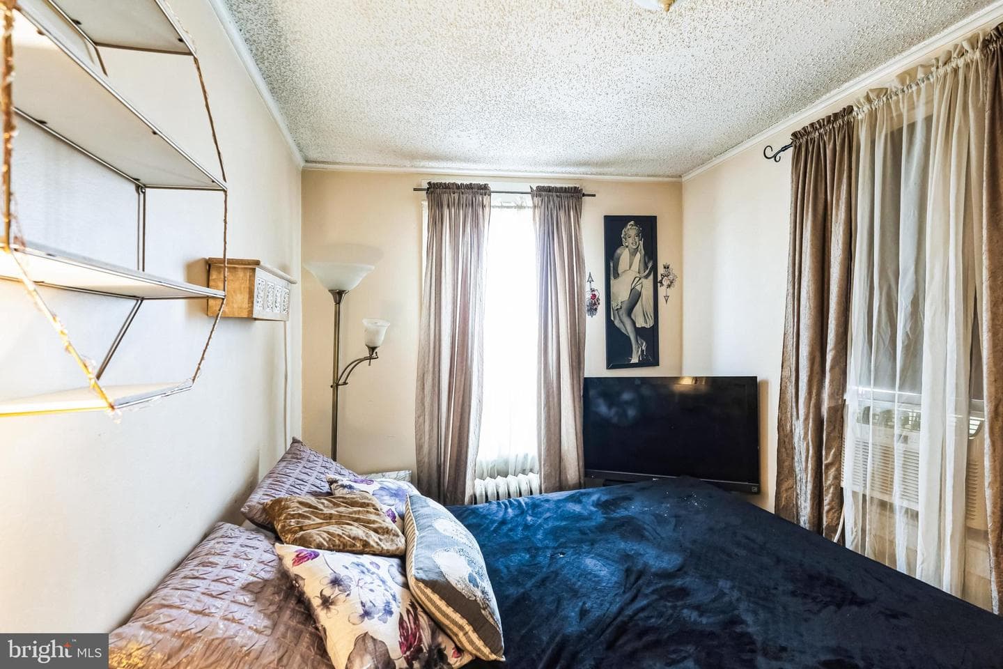 1101 Lawrence Avenue photo 18