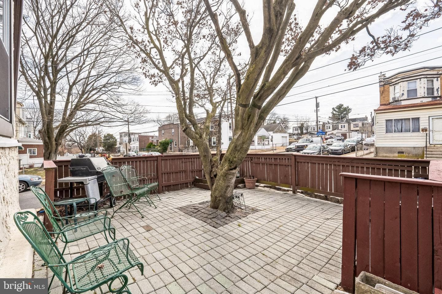 1101 Lawrence Avenue photo 2