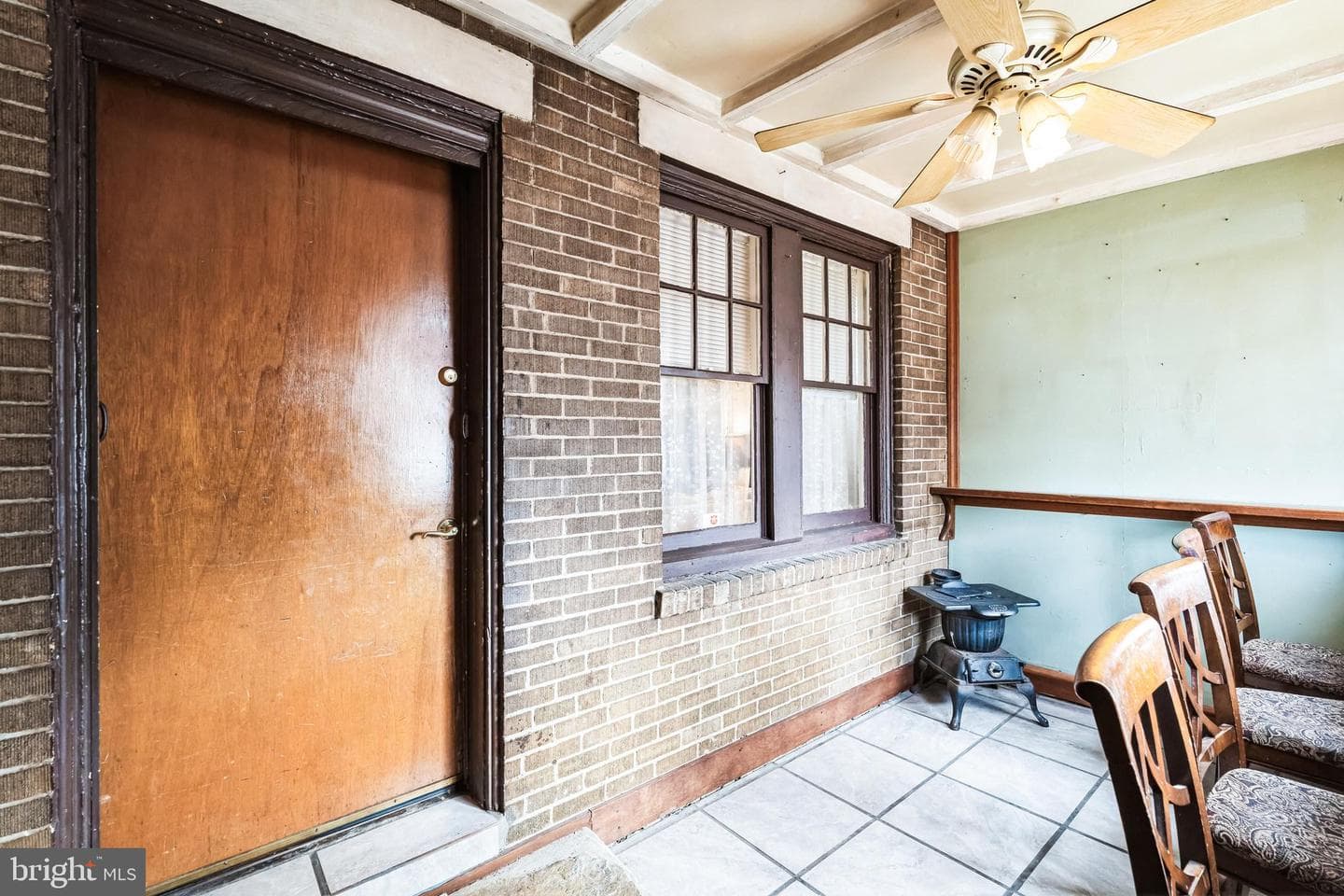 1101 Lawrence Avenue photo 3